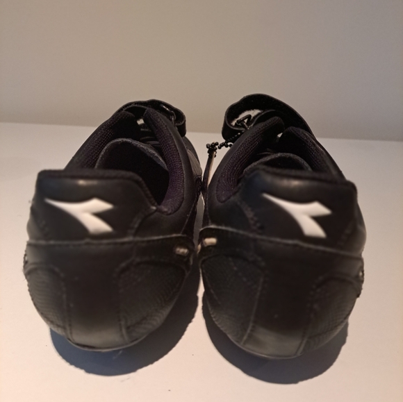 Cycling shoes. - Picture 3 of 7